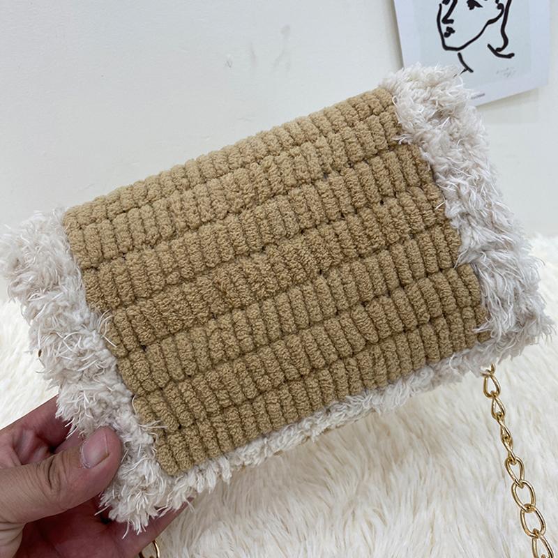 DIY Women's Shoulder Bag